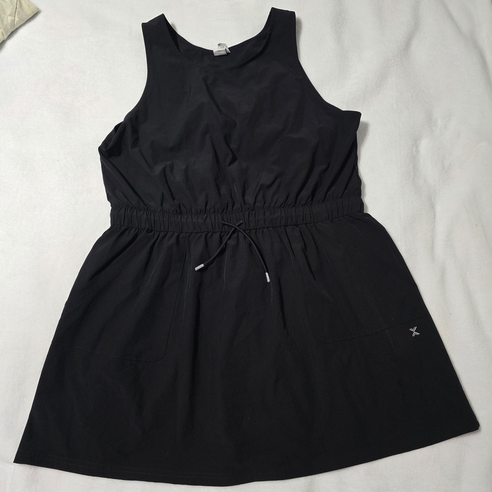 Xersion Black Sleeveless Top